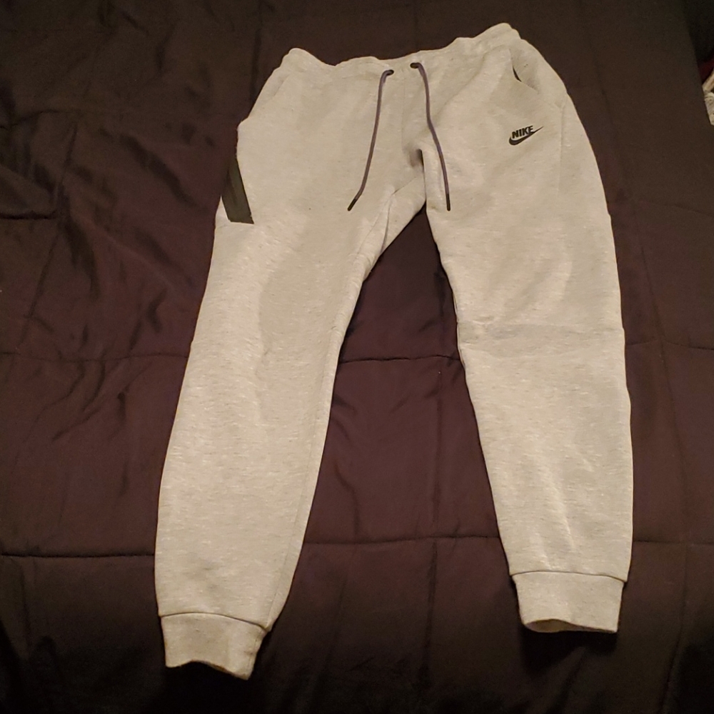 COPY - Nike fleece joggers